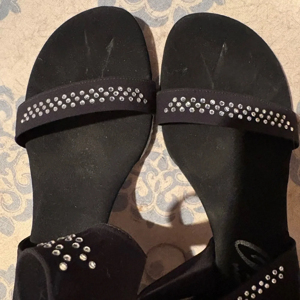 Onex Black and Silver Heels - Picture 14 of 15